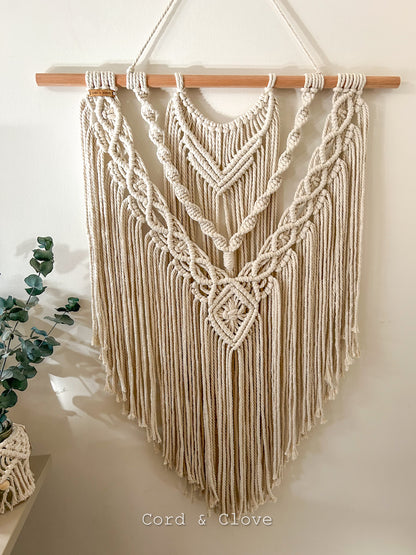 LUNA Macrame Wall Hanging