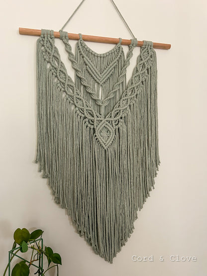 Macrame Wall Hanging "LUNA"